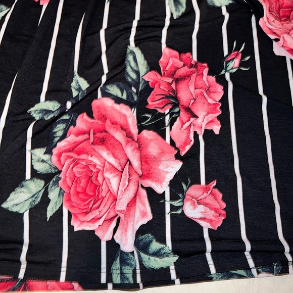 🌺🌹 Beautiful Floral dress size 2X - Picture 4 of 5